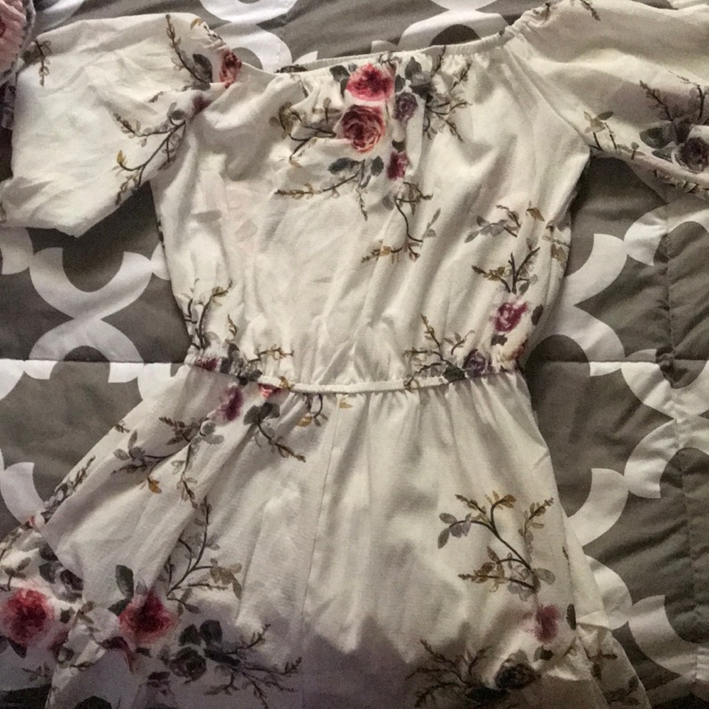 Romper - Picture 2 of 2